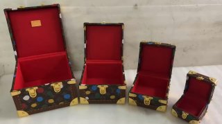 Draw-bar box Draw-bar box