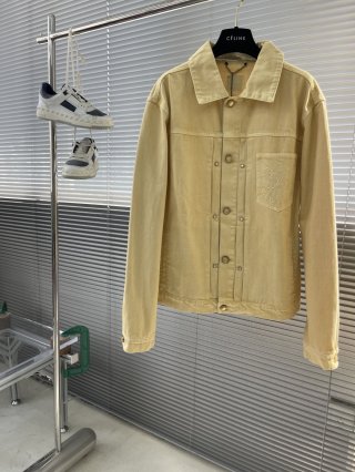 Coats & Jackets Coats & Jackets