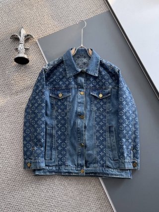 Coats & Jackets Coats & Jackets