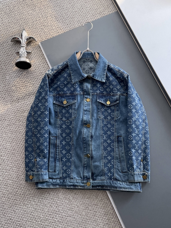 Coats & Jackets Coats & Jackets