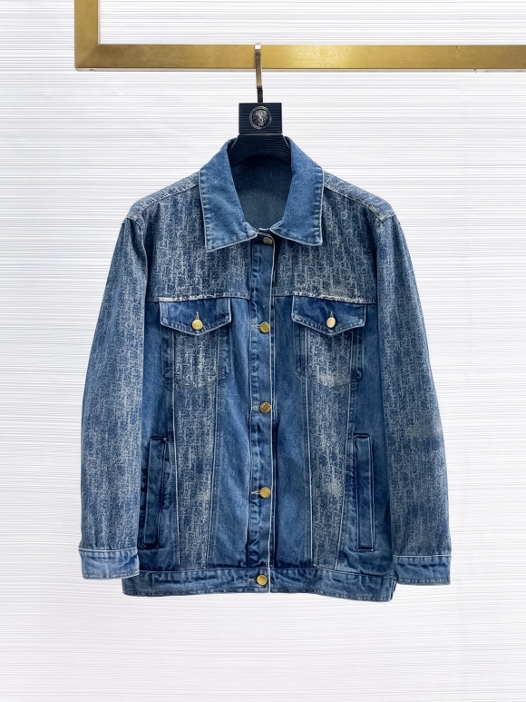 Coats & Jackets Coats & Jackets