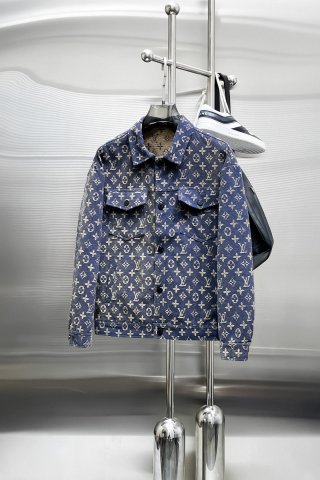 Coats & Jackets Coats & Jackets