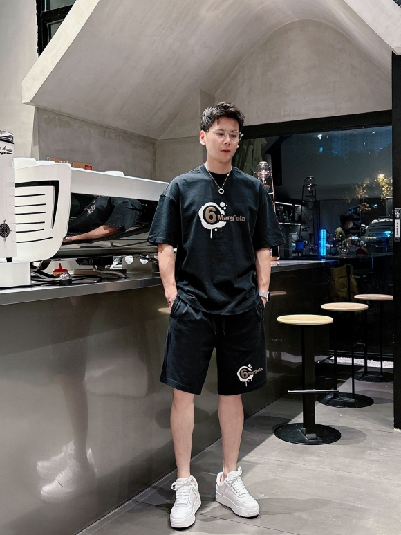 Leisure suit Leisure suit