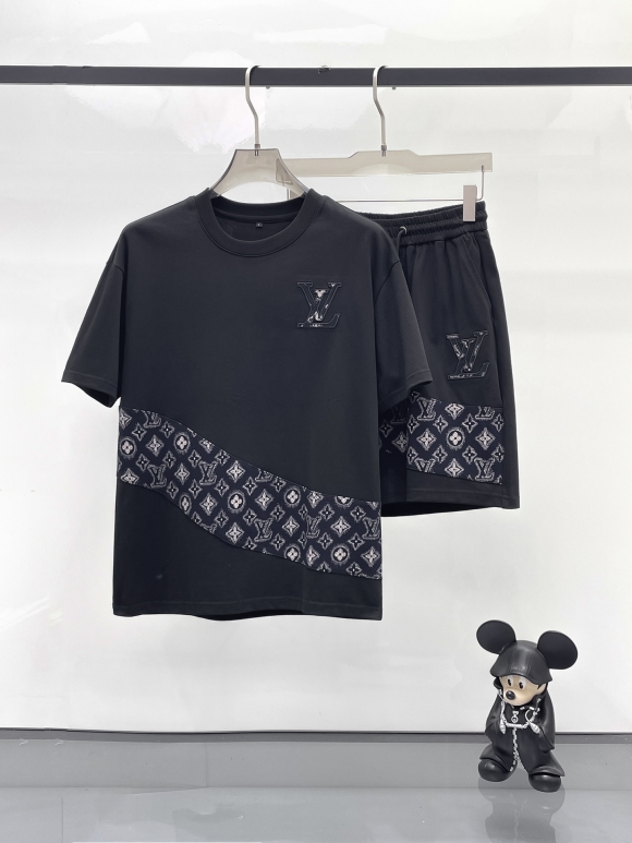 Leisure suit Leisure suit