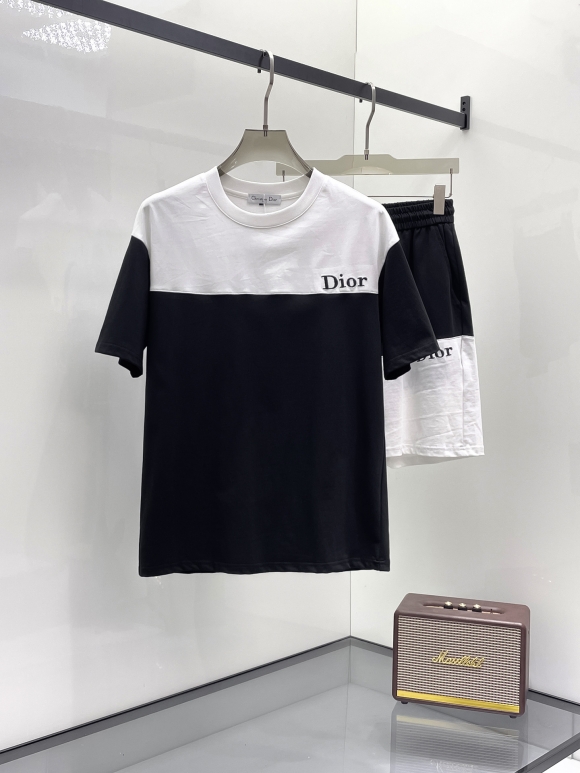 Leisure suit Leisure suit