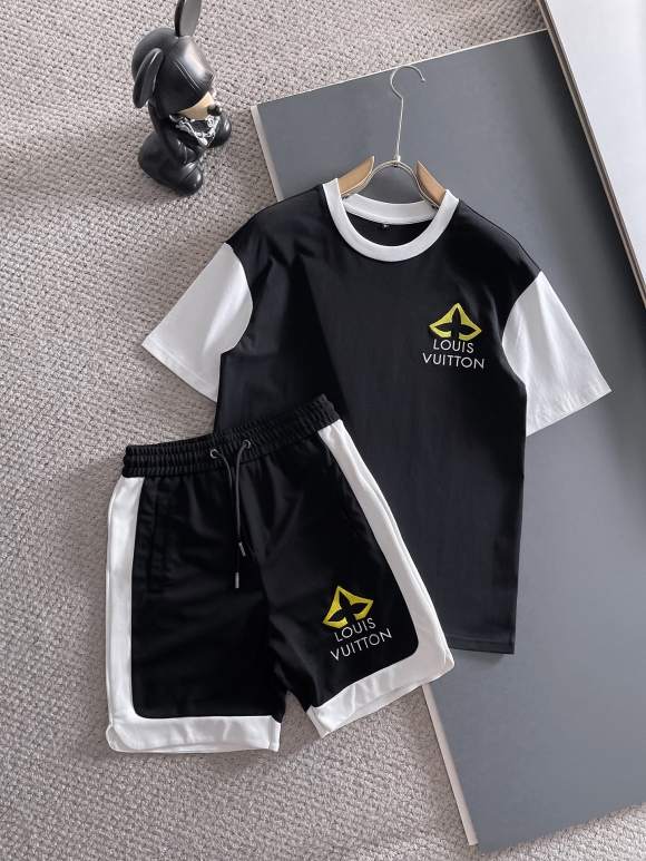 Leisure suit Leisure suit