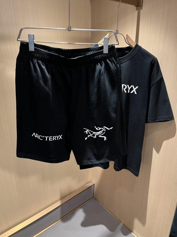 Leisure suit Leisure suit