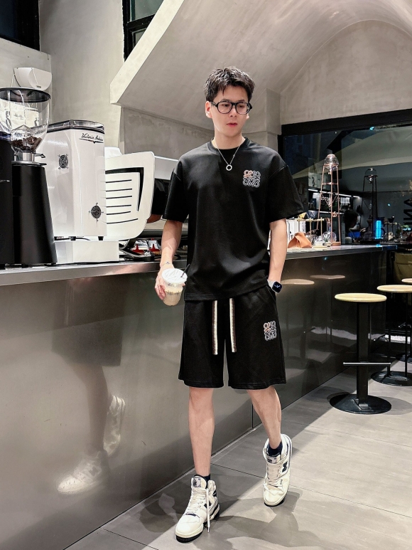 Leisure suit Leisure suit