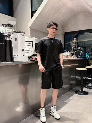 Leisure suit Leisure suit