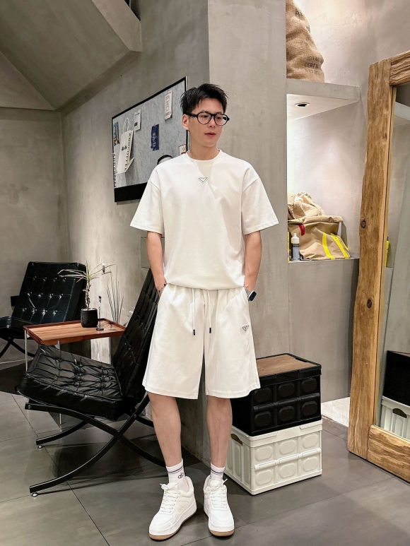 Leisure suit Leisure suit