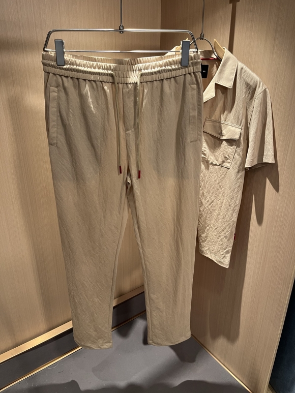 Leisure suit Leisure suit