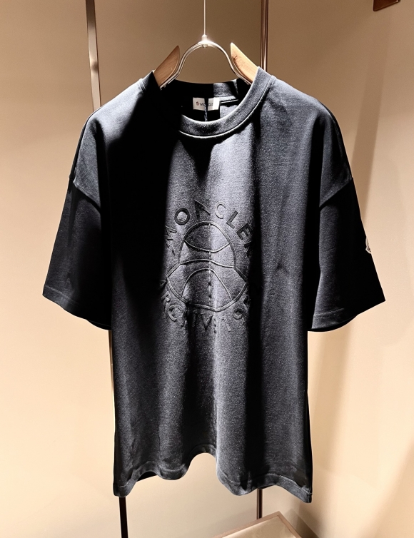 Leisure suit Leisure suit