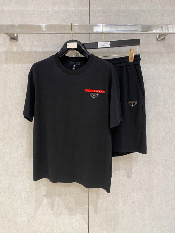 Leisure suit Leisure suit