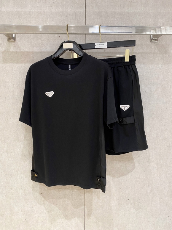 Leisure suit Leisure suit