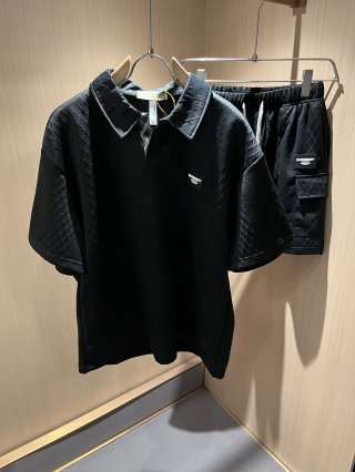 Leisure suit Leisure suit