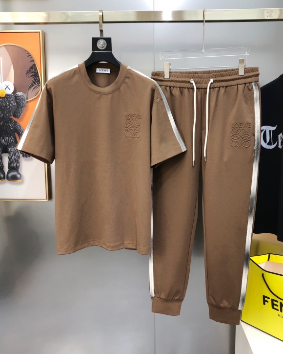 Leisure suit Leisure suit