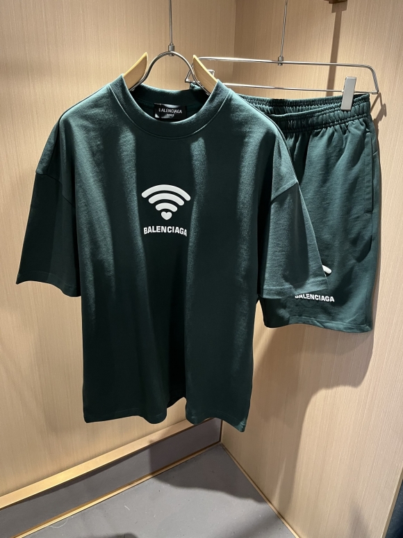 Leisure suit Leisure suit