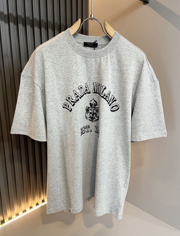 Leisure suit Leisure suit