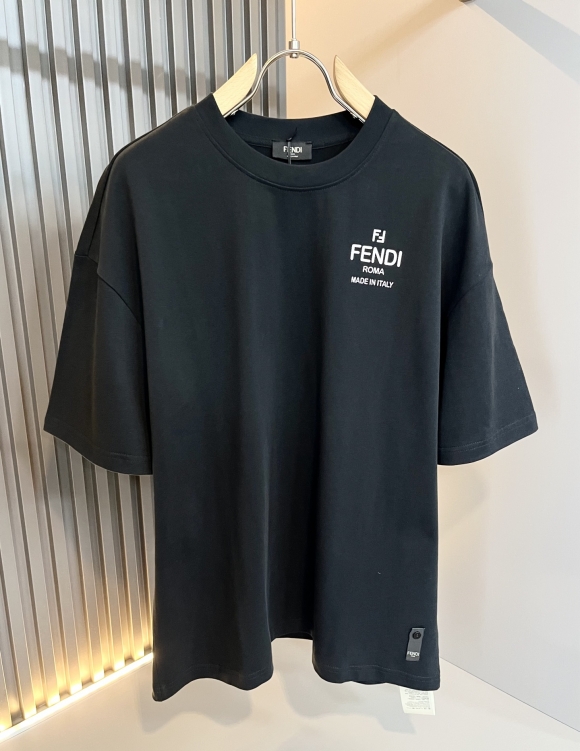 Leisure suit Leisure suit