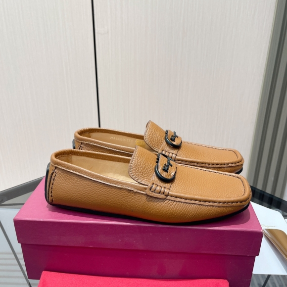 FerragamoSHOES