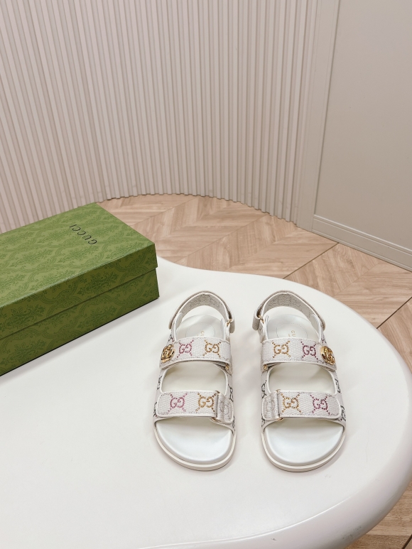 Womens shoes collection Womens shoes collection