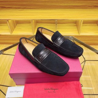 FerragamoSHOES