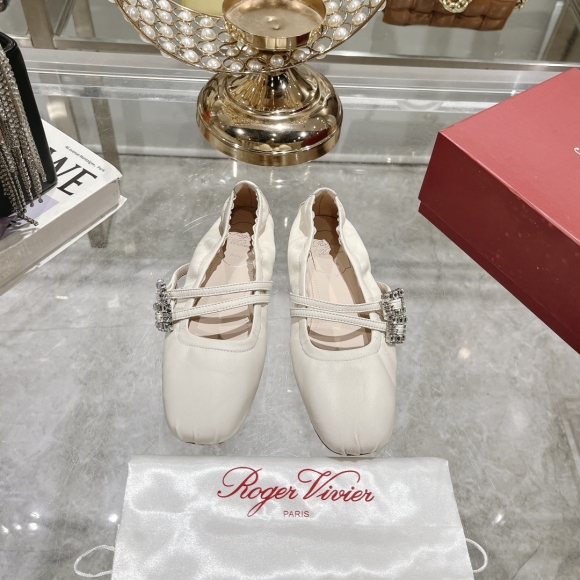 Womens shoes collection