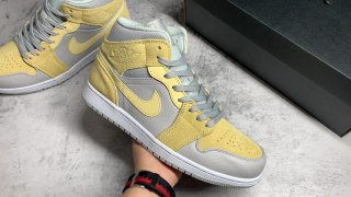 AirJordan1MidSHOES