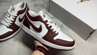 AirJordan1LowSHOES