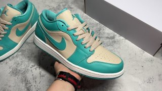 AirJordan1LowSHOES