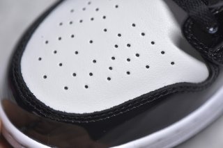 AirJordan1MidSHOES