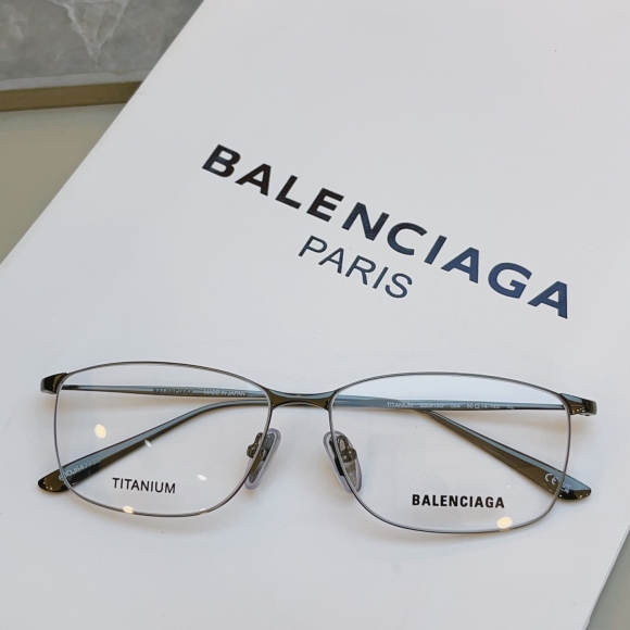 Balenciaga-5