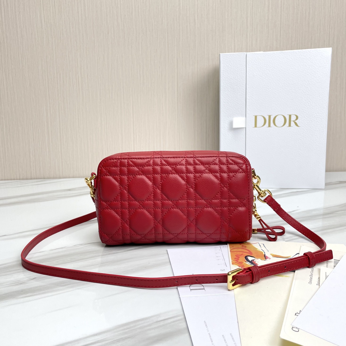 Dior