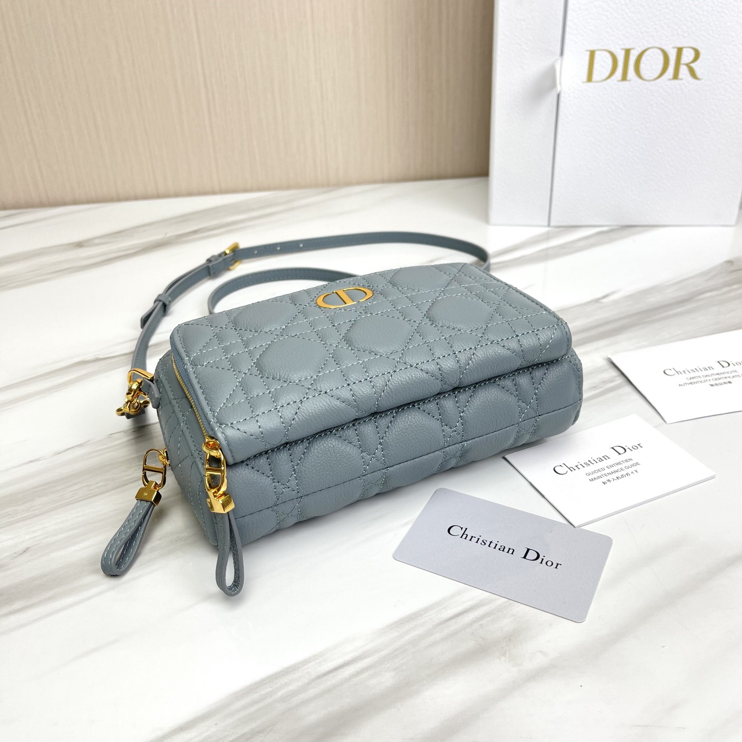 Dior