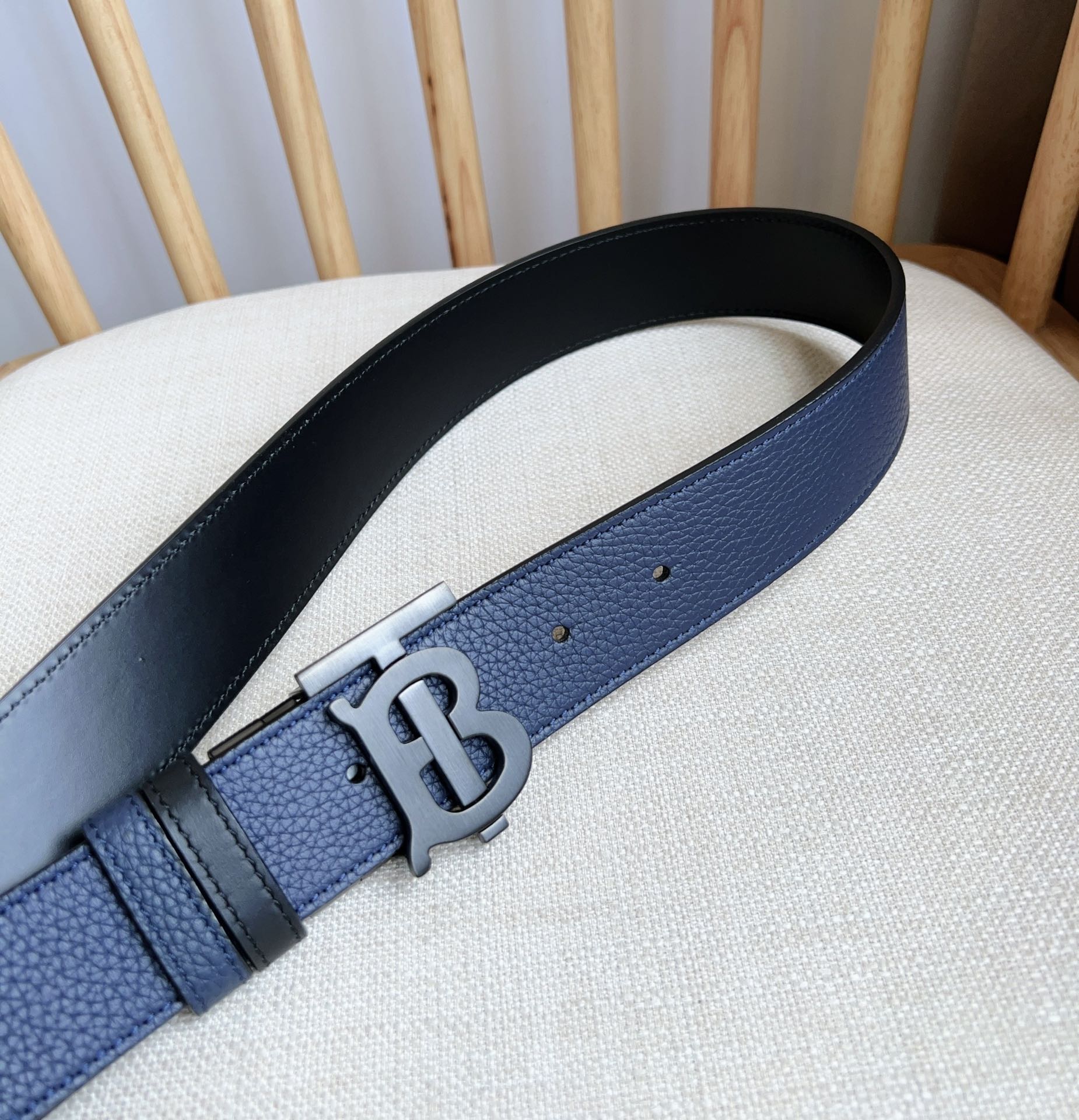 Burberry-Belts
