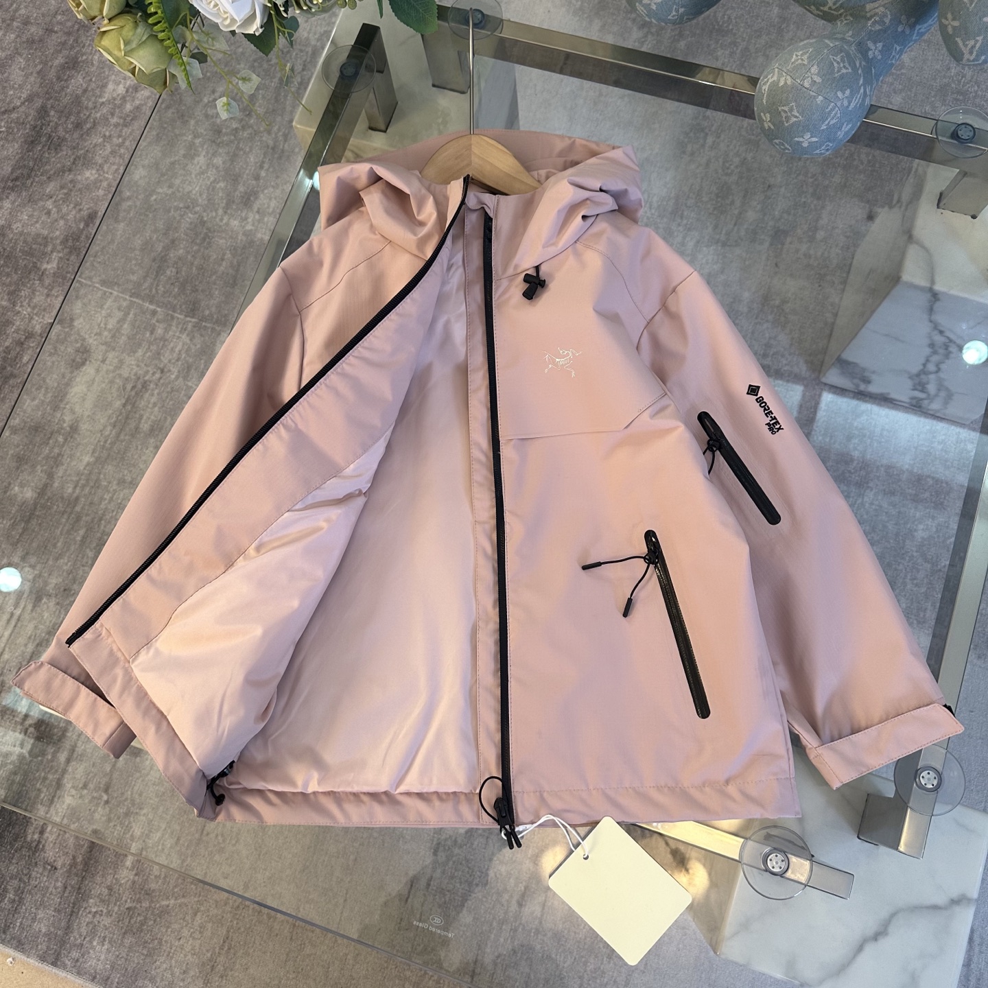 Coats & Jackets C