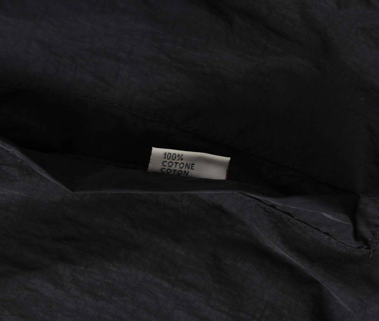 Hoodies & Sweatshirts