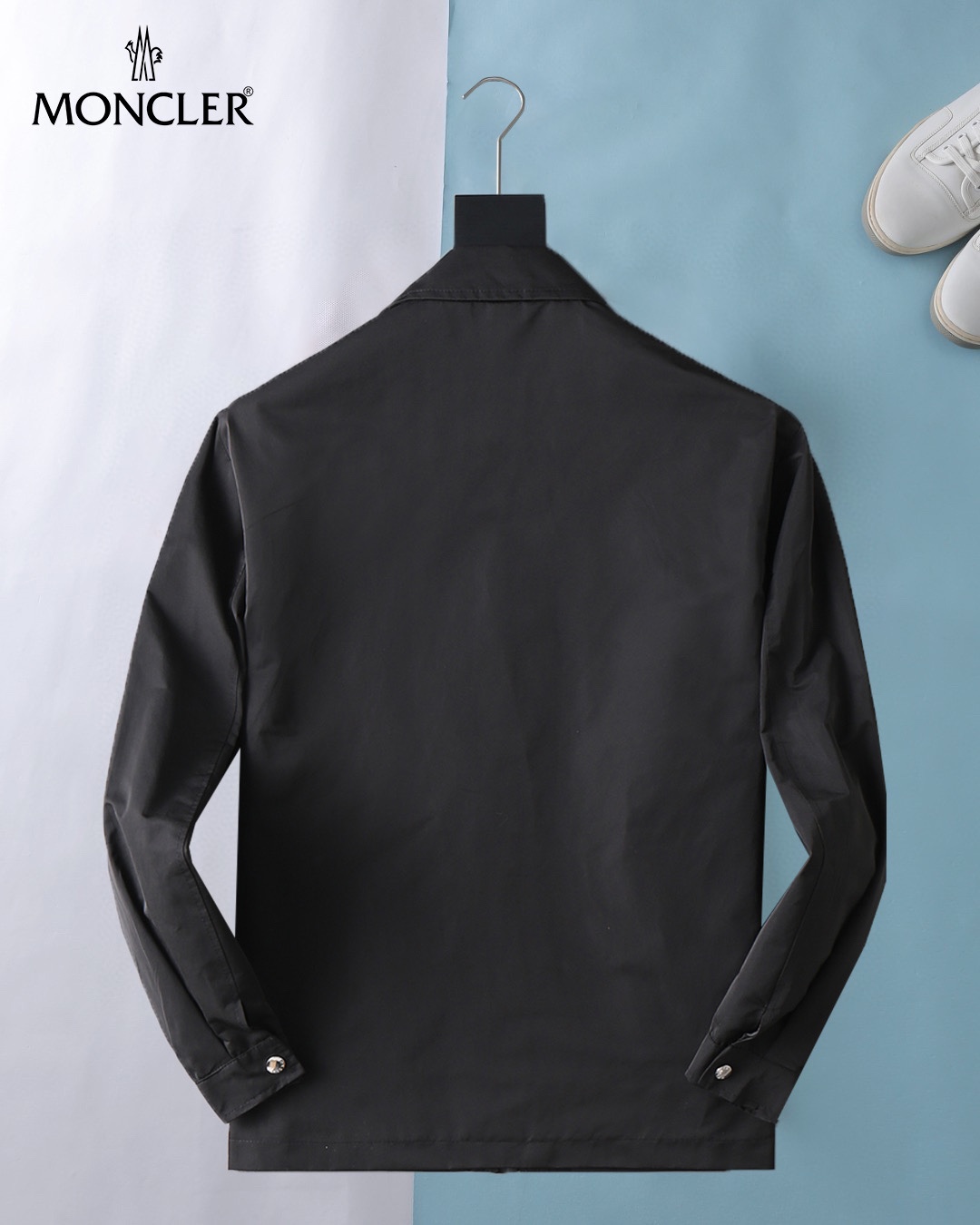 Hoodies & Sweatshirts