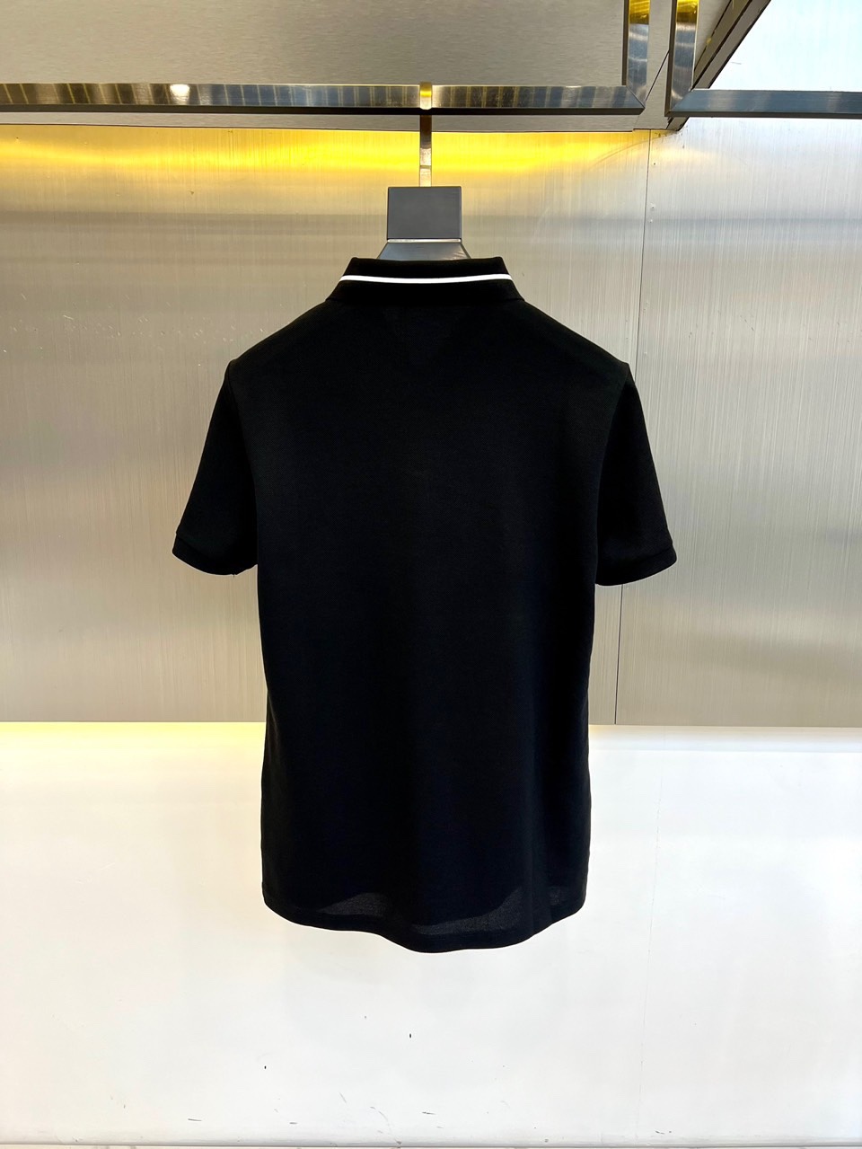 Polos
