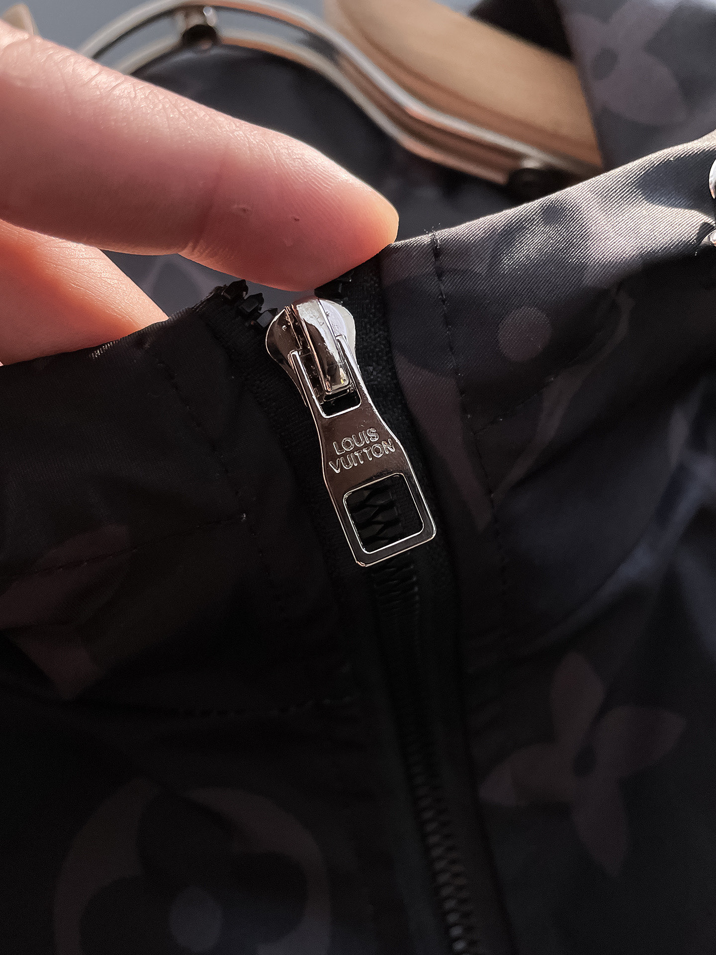 Hoodies & Sweatshirts