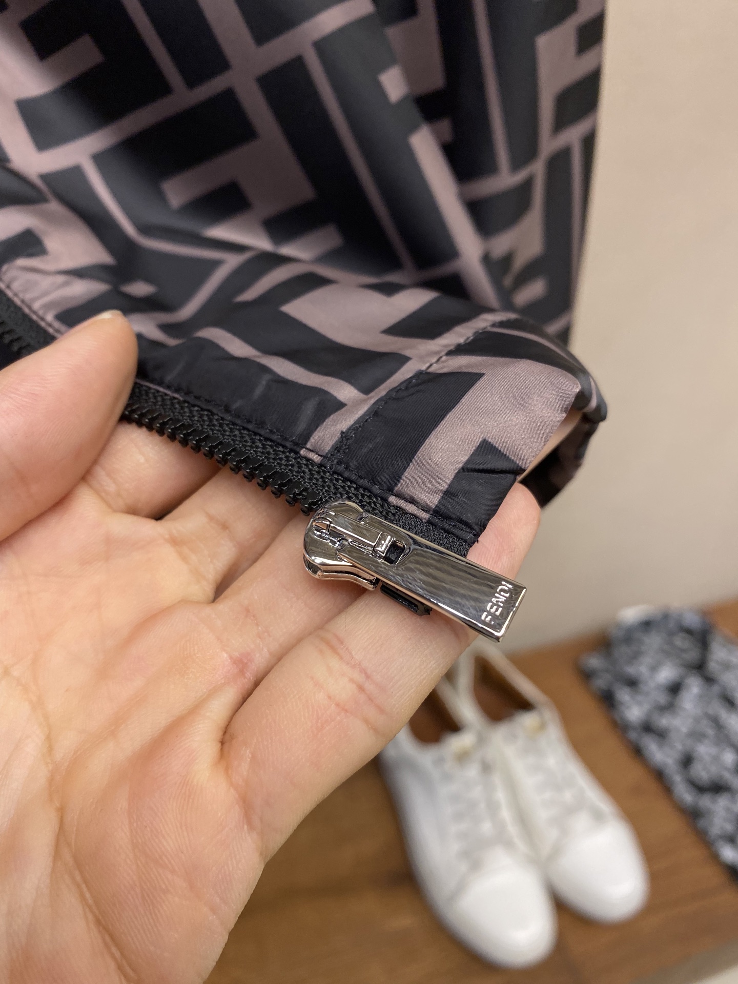 Hoodies & Sweatshirts