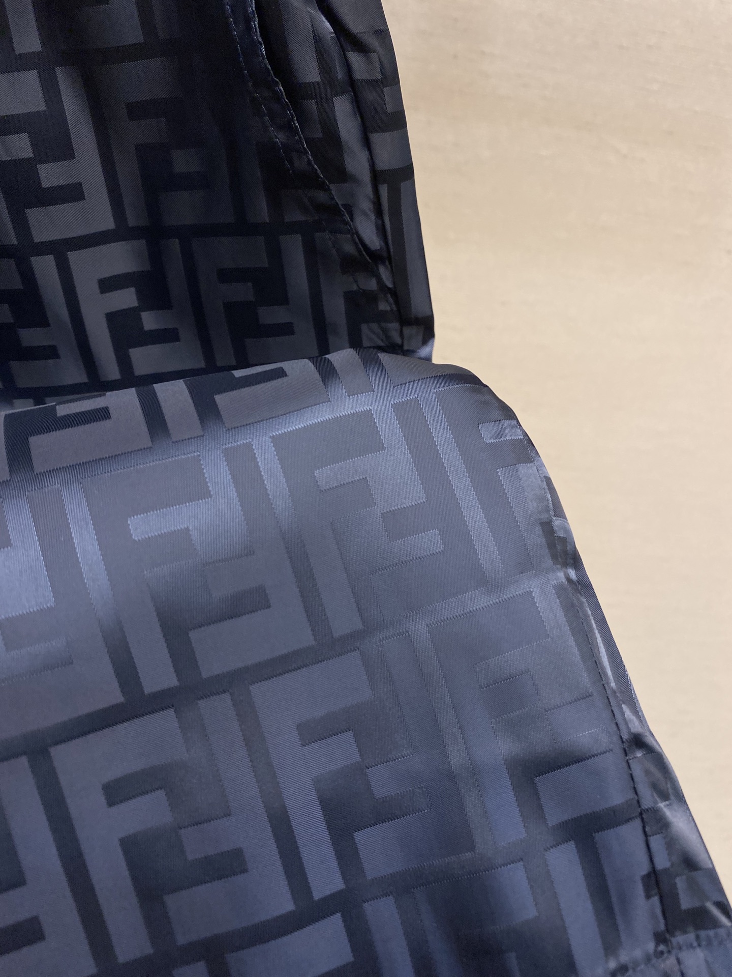 Hoodies & Sweatshirts