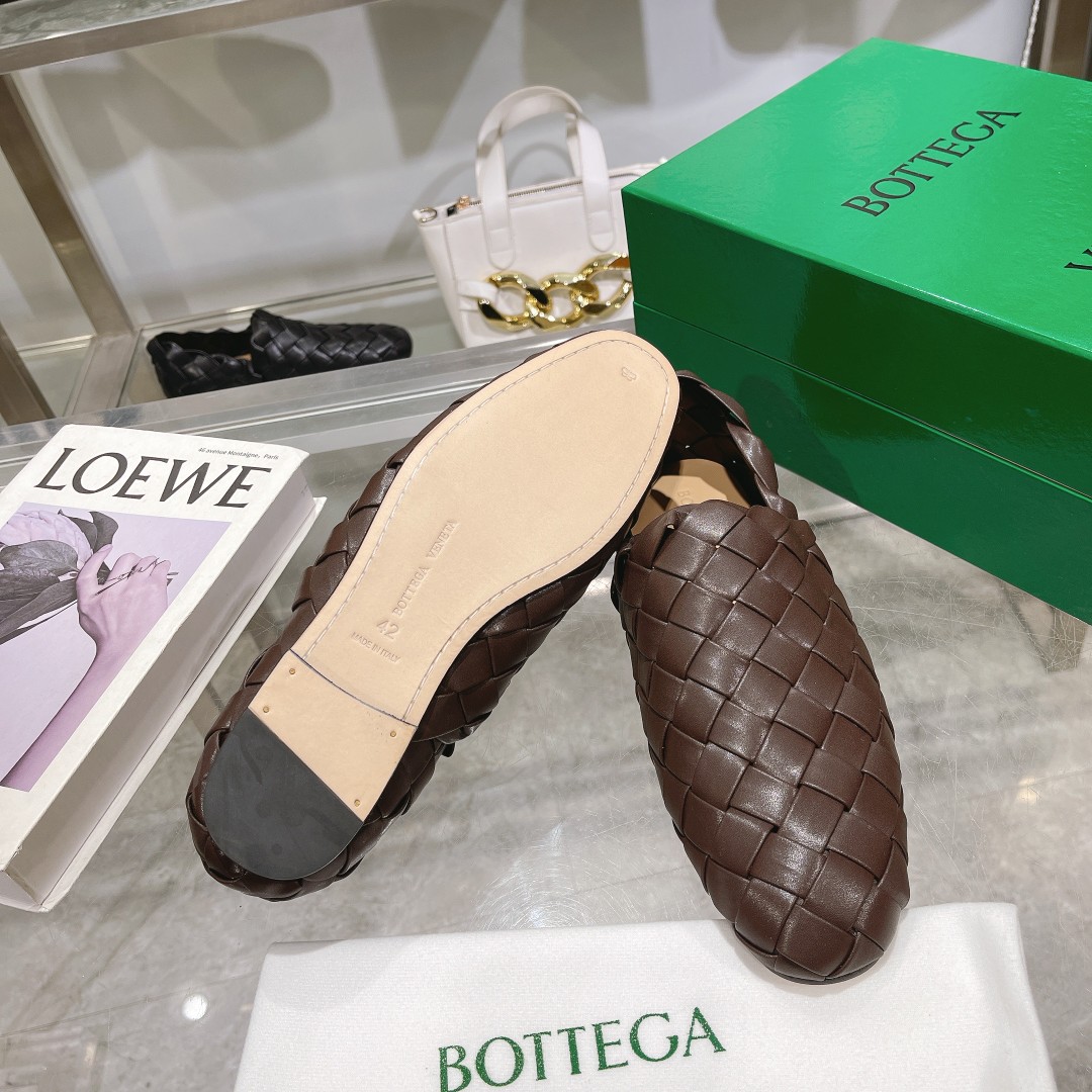 Womens shoes collection