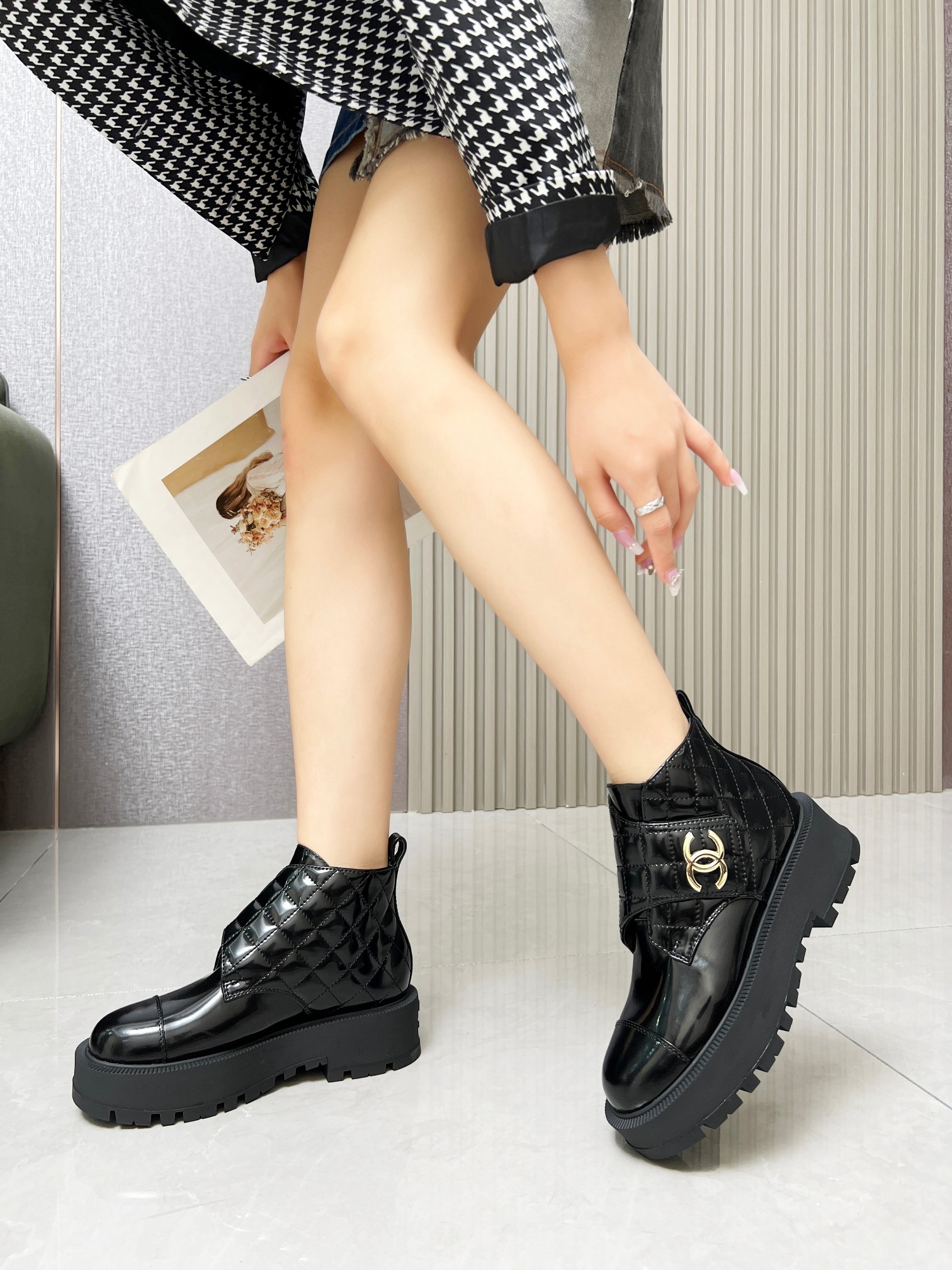 ChanelSHOES