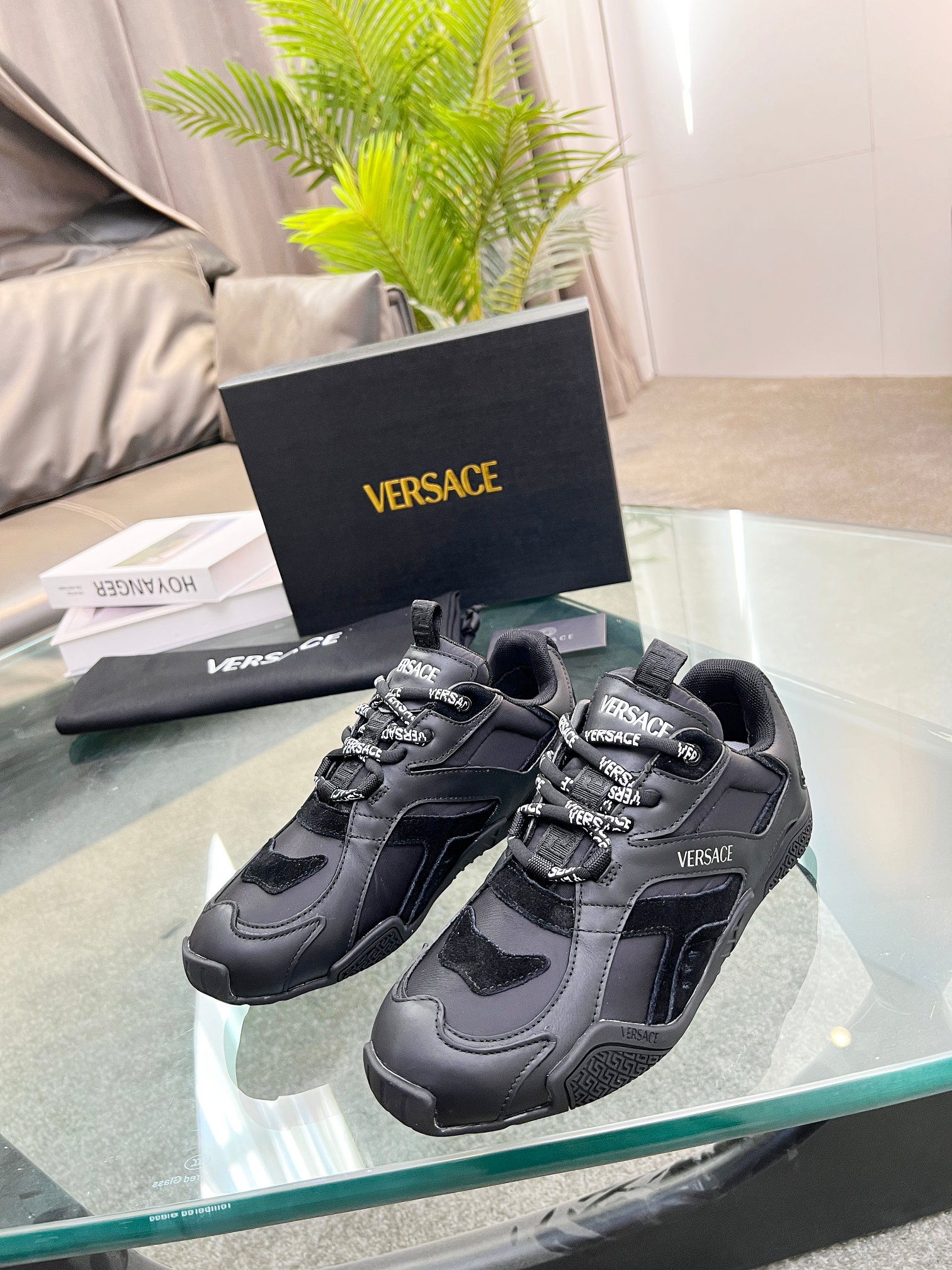 VersaceSHOES