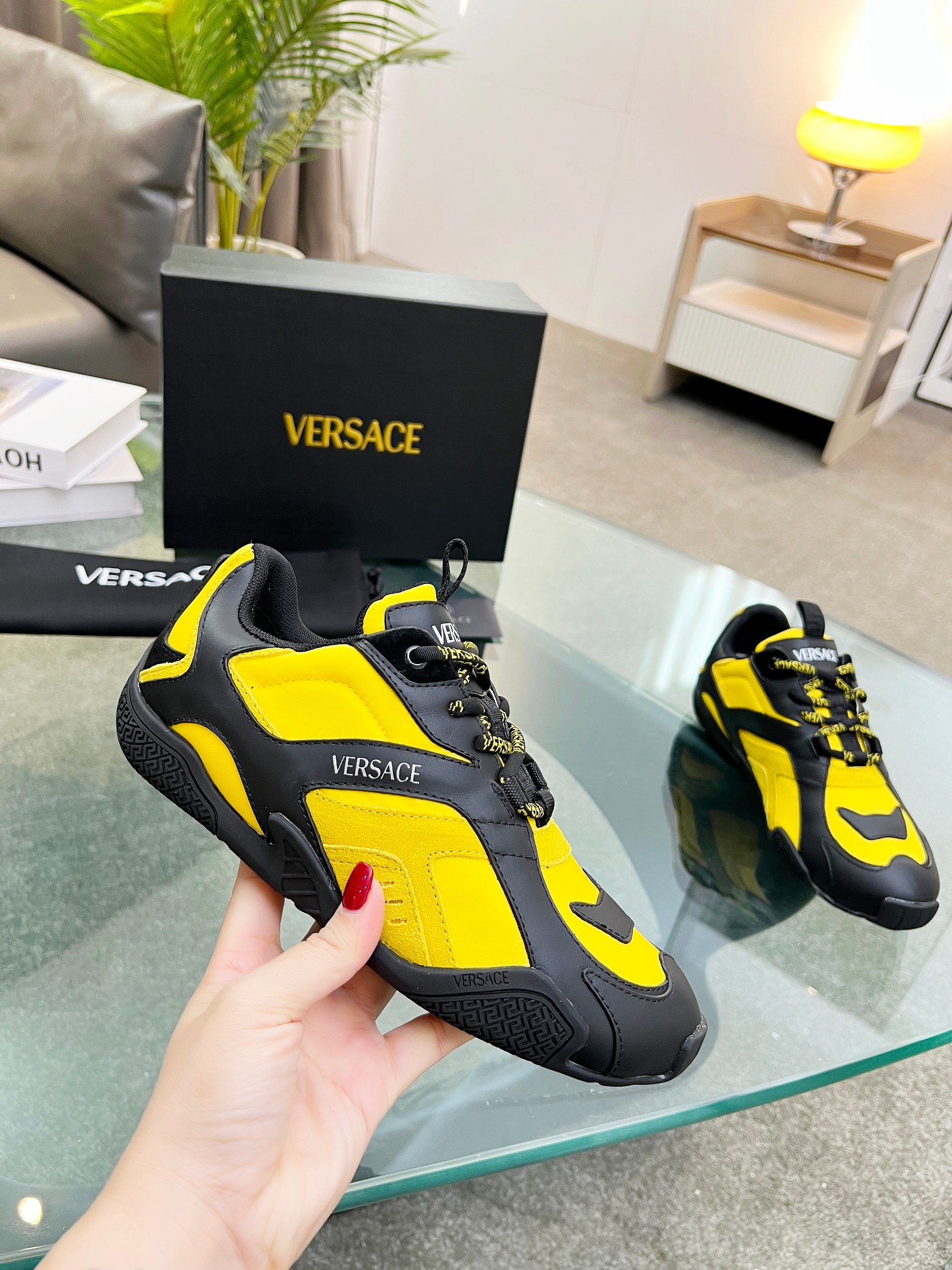 VersaceSHOES