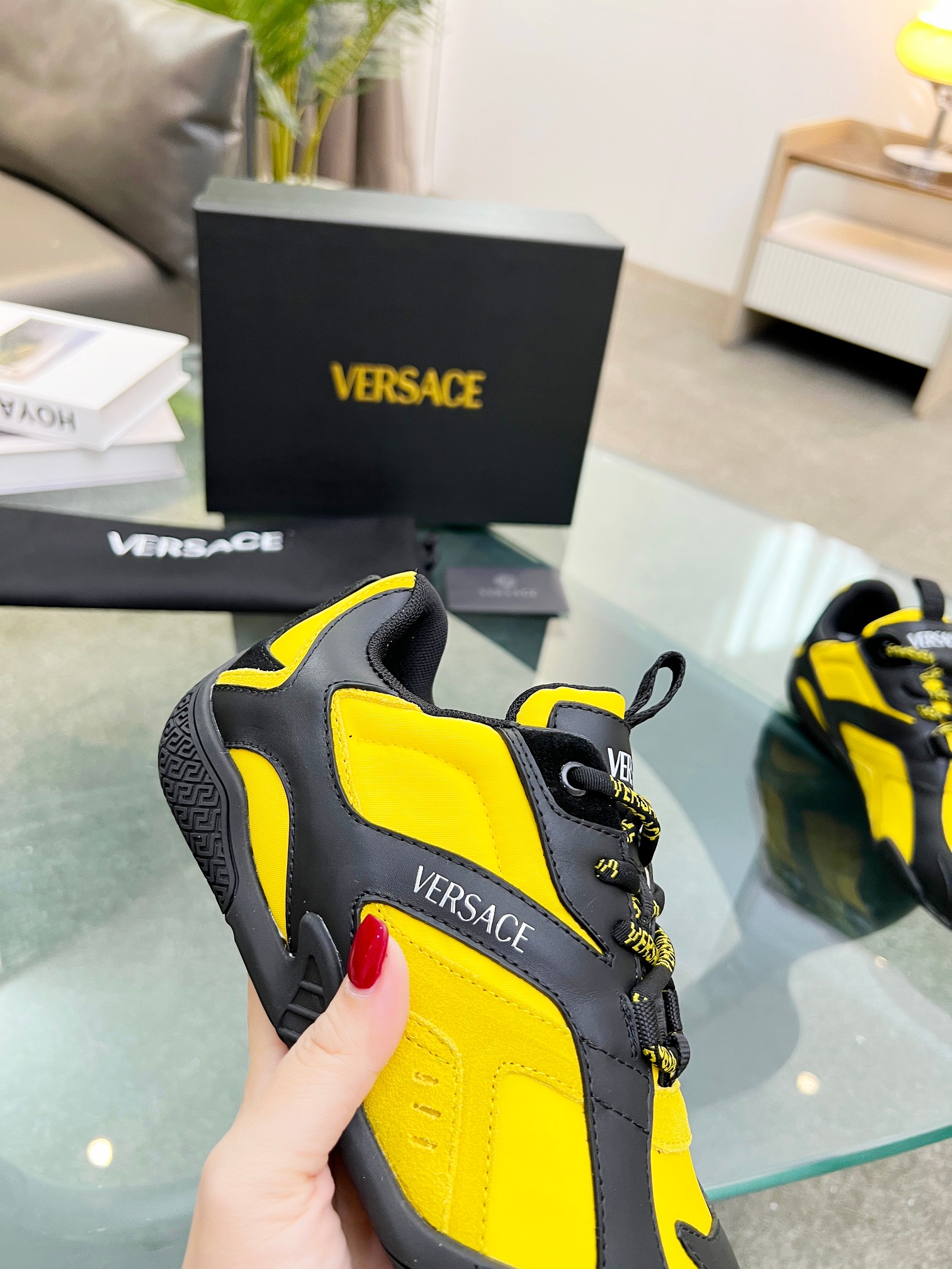 VersaceSHOES