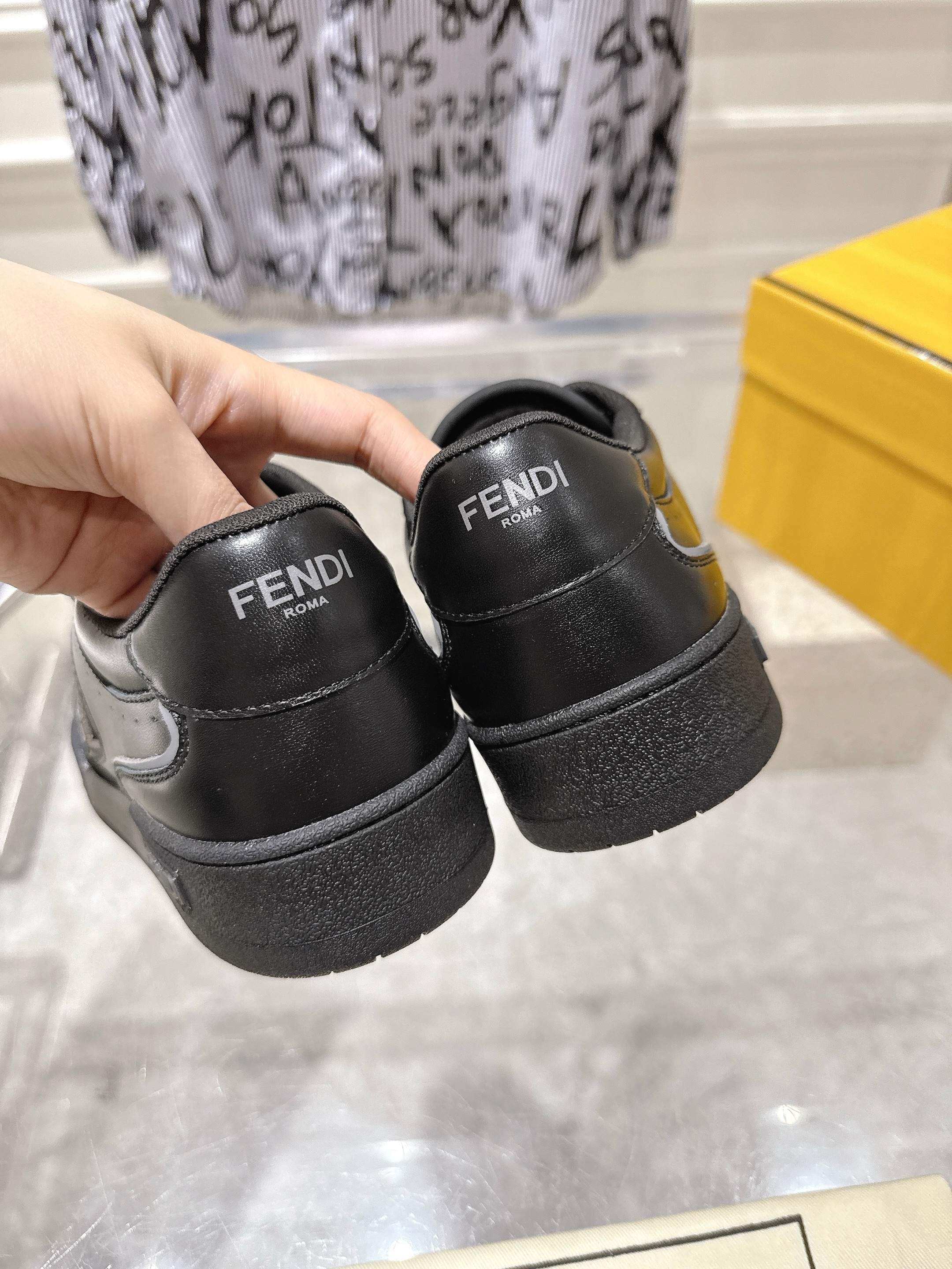 FendiSHOES