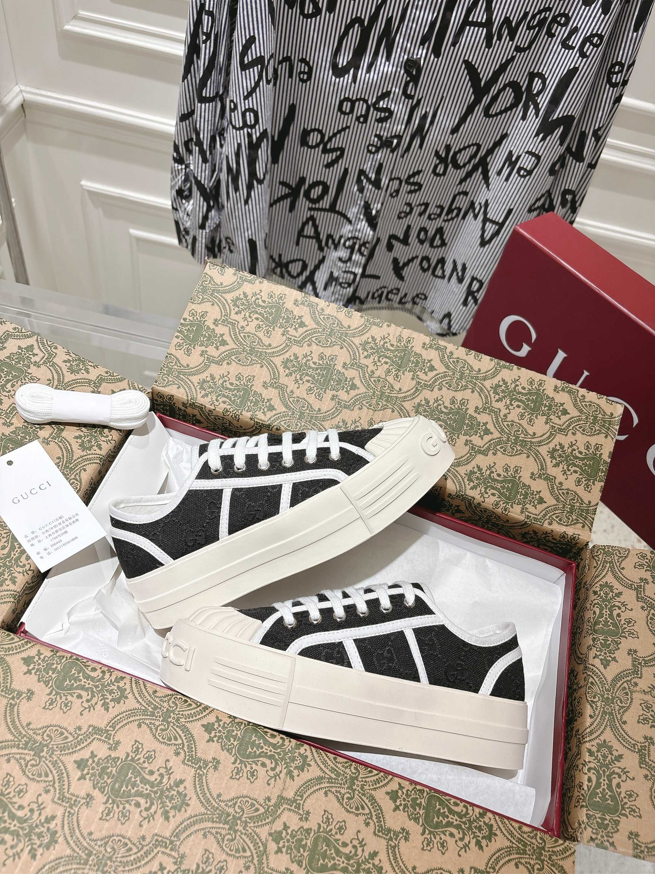GucciShoes