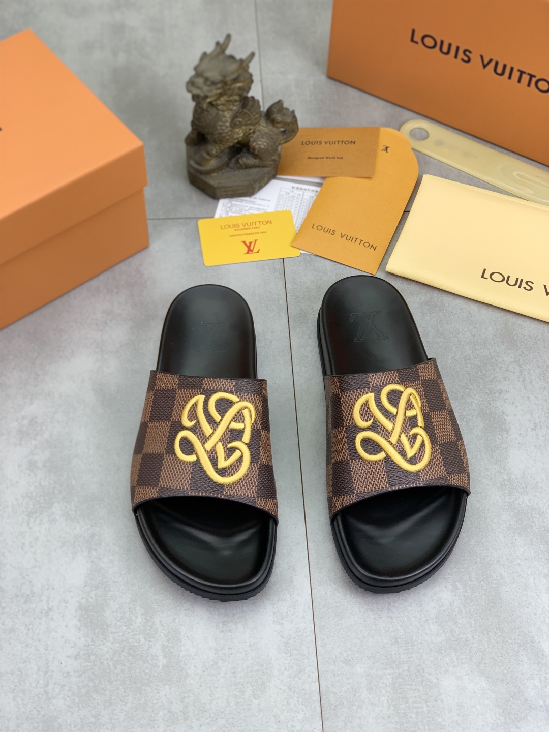 Slippers